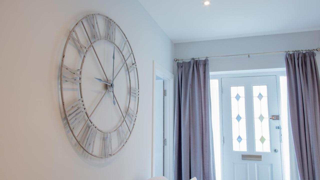 Modern Apartment With Free Parking And Wifi 스트렛포드-어폰-에이본 외부 사진