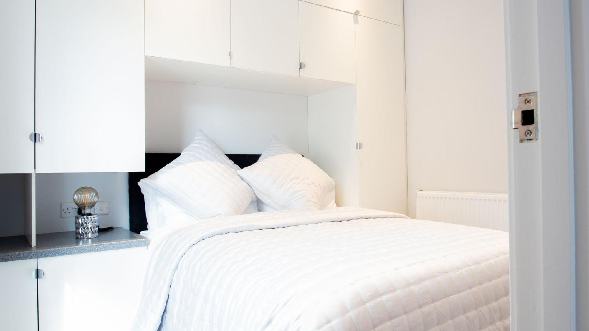 Modern Apartment With Free Parking And Wifi 스트렛포드-어폰-에이본 외부 사진